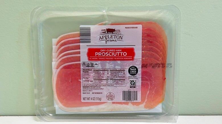A pack of Appleton Farms Prosciutto on a green and white background